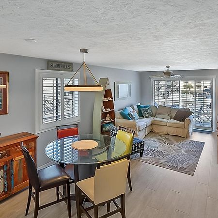 Two Bedroom Steps From The Beach! Shore Dr! Myrtle Beach Eksteriør billede