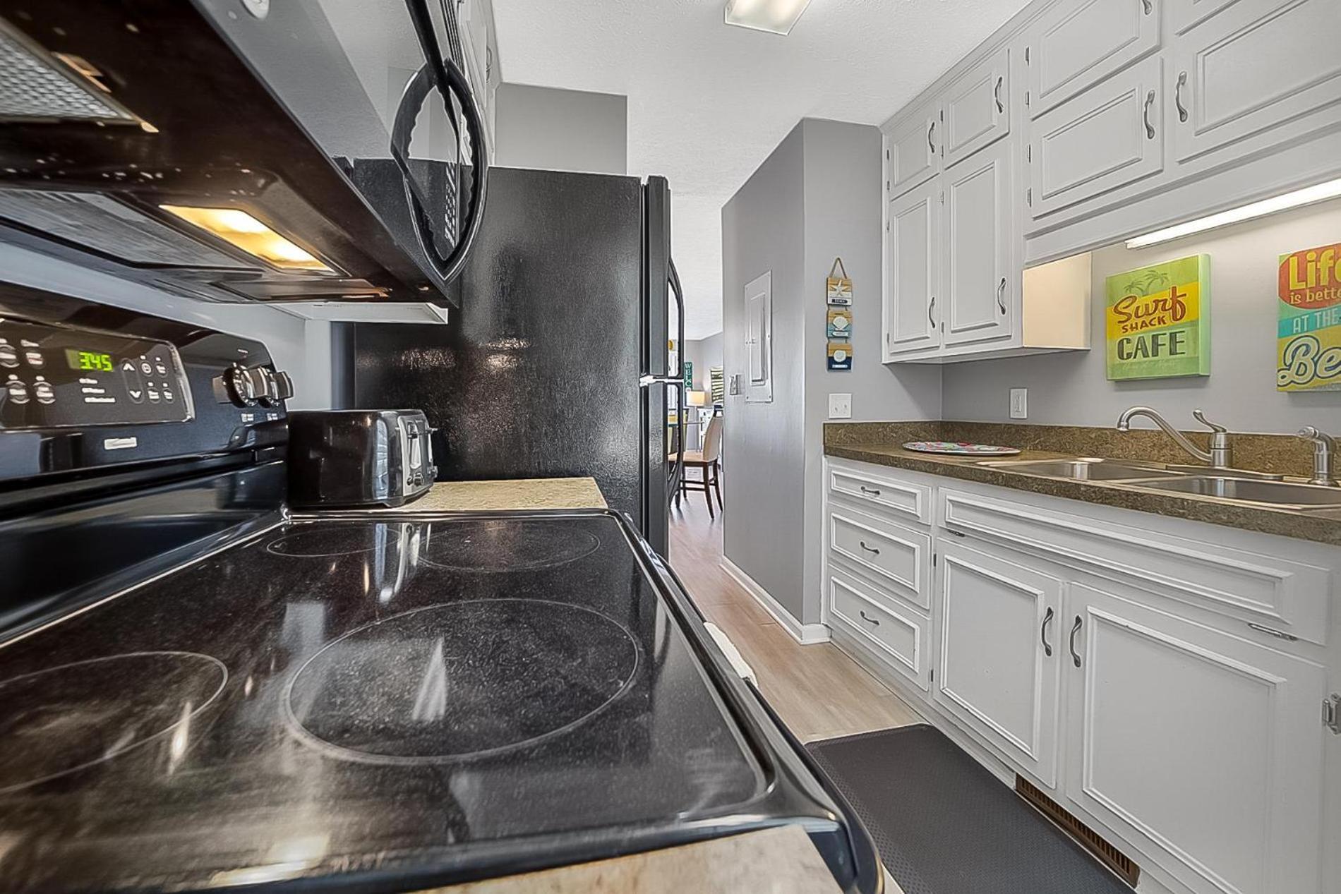 Two Bedroom Steps From The Beach! Shore Dr! Myrtle Beach Eksteriør billede